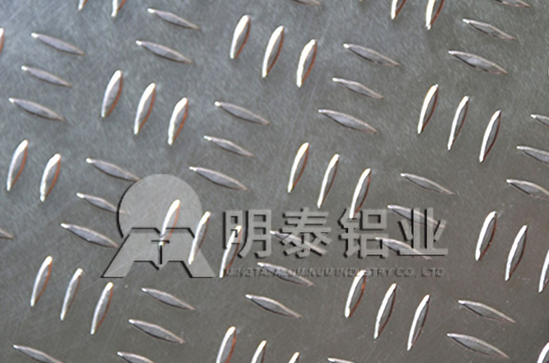 地鐵|公交|樓梯防滑用三條筋花紋手机看片在线免费